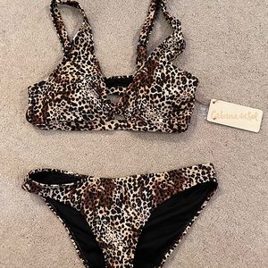 Brand: Calana del Sol Size: Medium